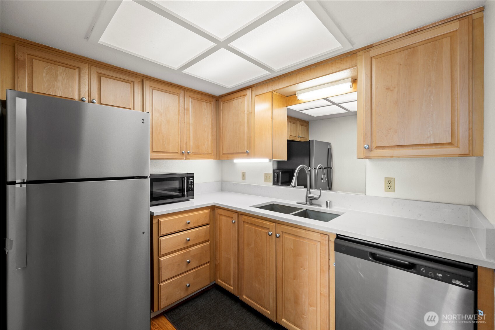 3401 Oaks Avenue #6, Everett, WA 98201