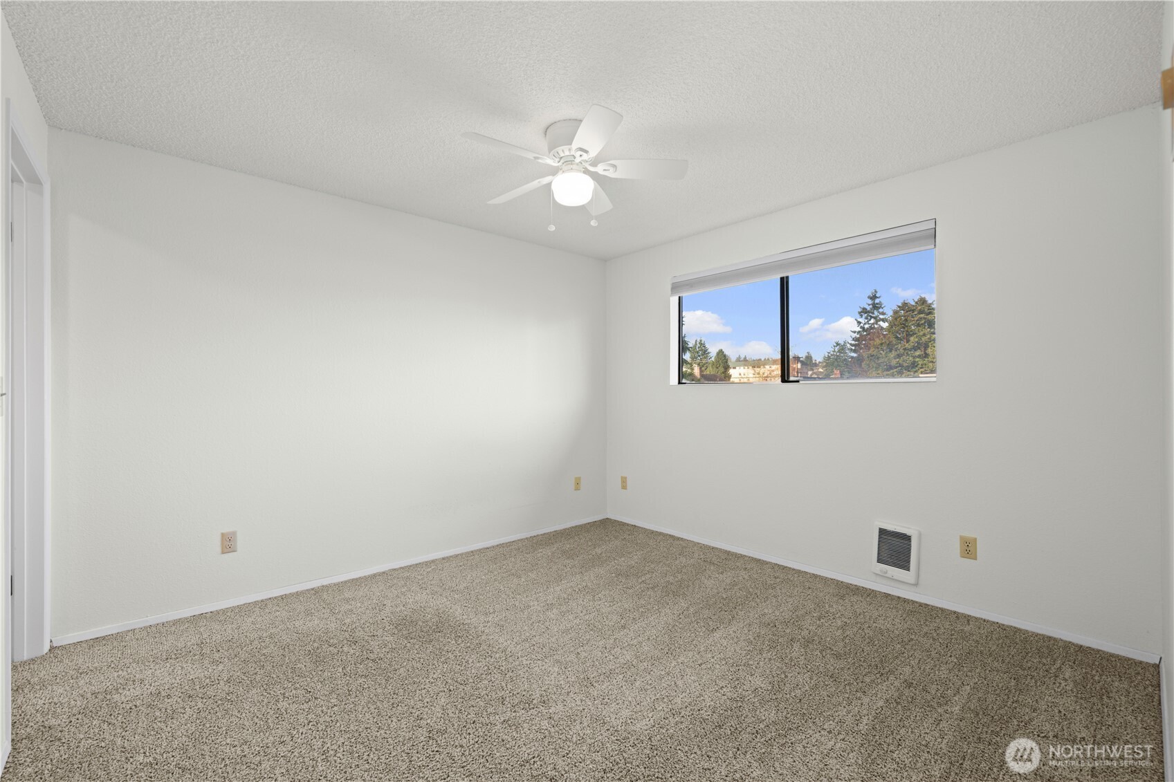 3401 Oaks Avenue #6, Everett, WA 98201