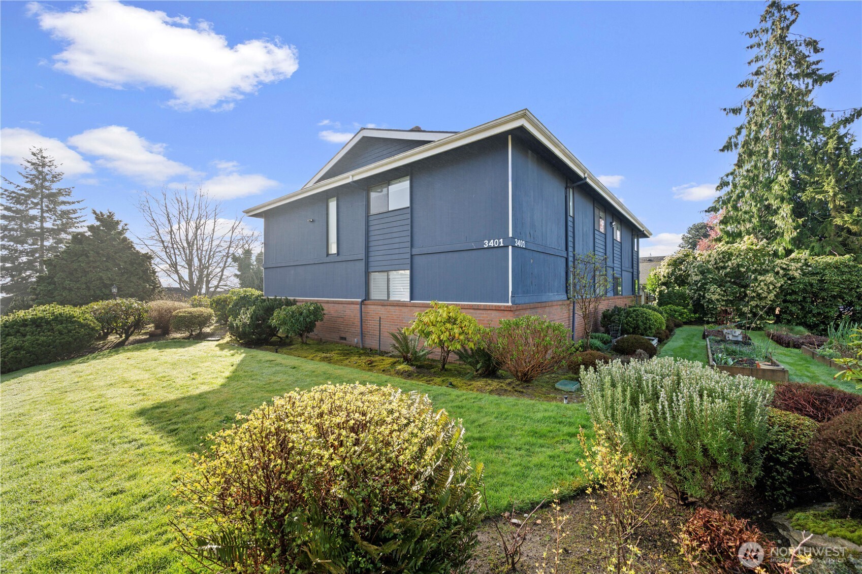 3401 Oaks Avenue #6, Everett, WA 98201