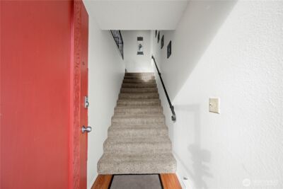 3401 Oaks Avenue #6, Everett, WA 98201 - Photo 4