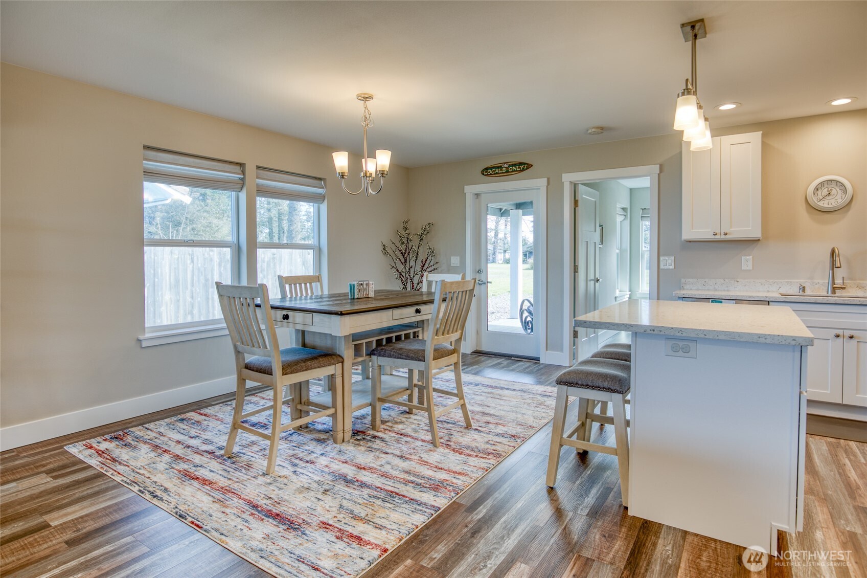 300 Octopus Avenue NE, Ocean Shores, WA 98569