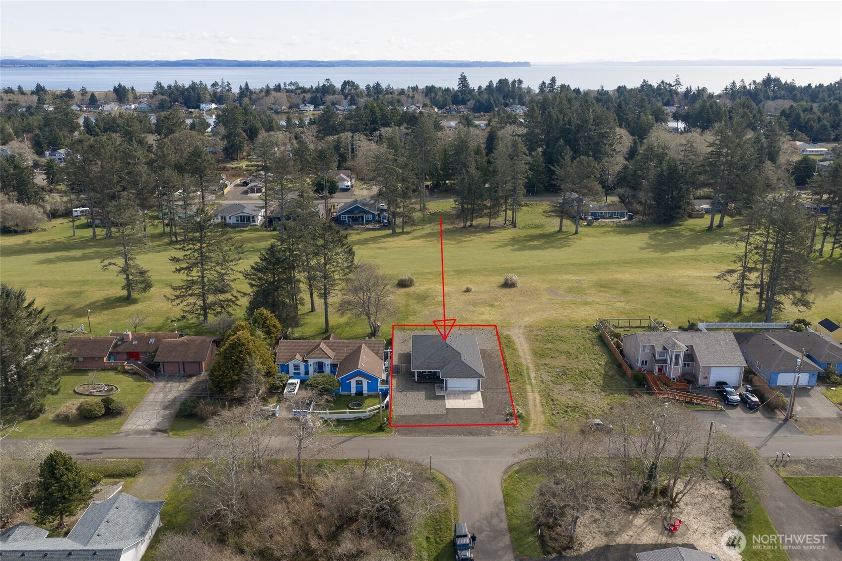 300 Octopus Avenue NE, Ocean Shores, WA 98569
