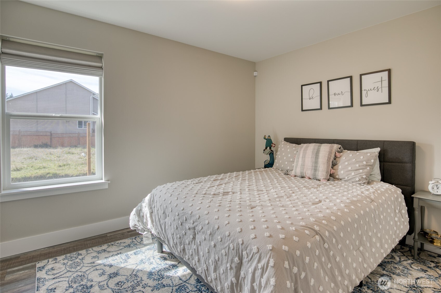 300 Octopus Avenue NE, Ocean Shores, WA 98569