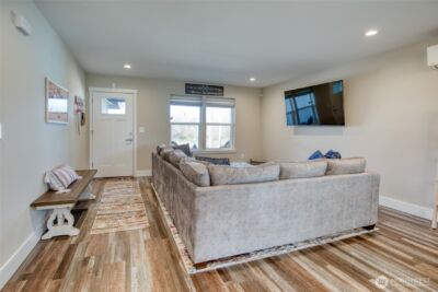 300 Octopus Avenue NE, Ocean Shores, WA 98569 - Photo 9