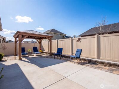1747 S Blanchard Loop , East Wenatchee, WA 98802 - Photo 3