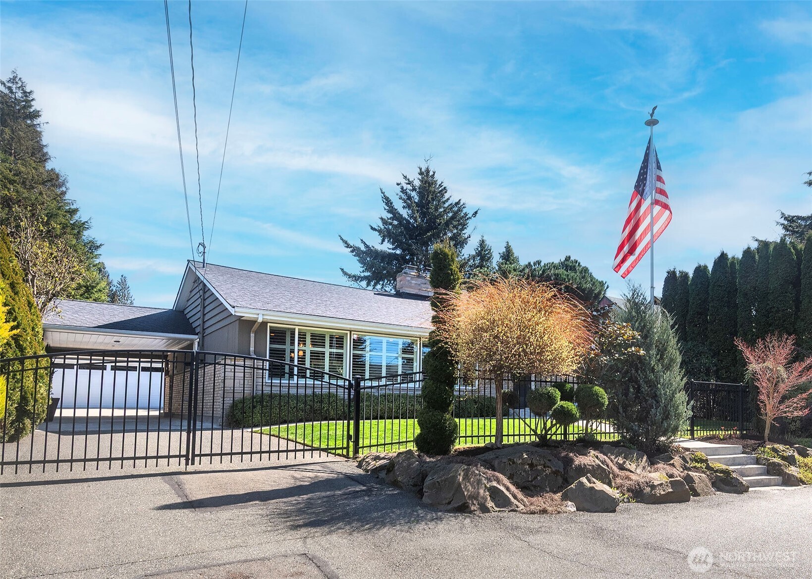 9612 15th Avenue NW, Seattle, WA 98117