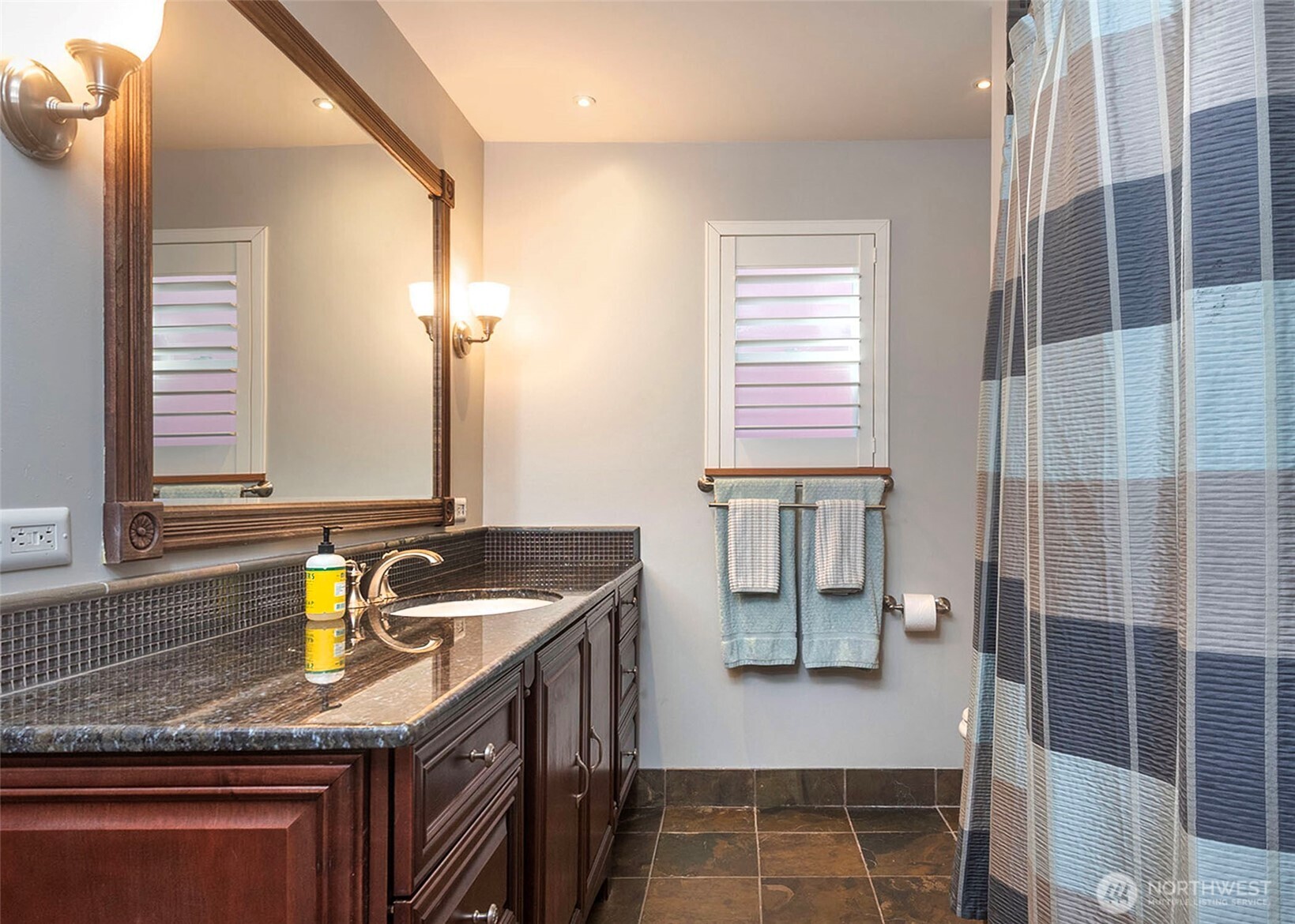 9612 15th Avenue NW, Seattle, WA 98117