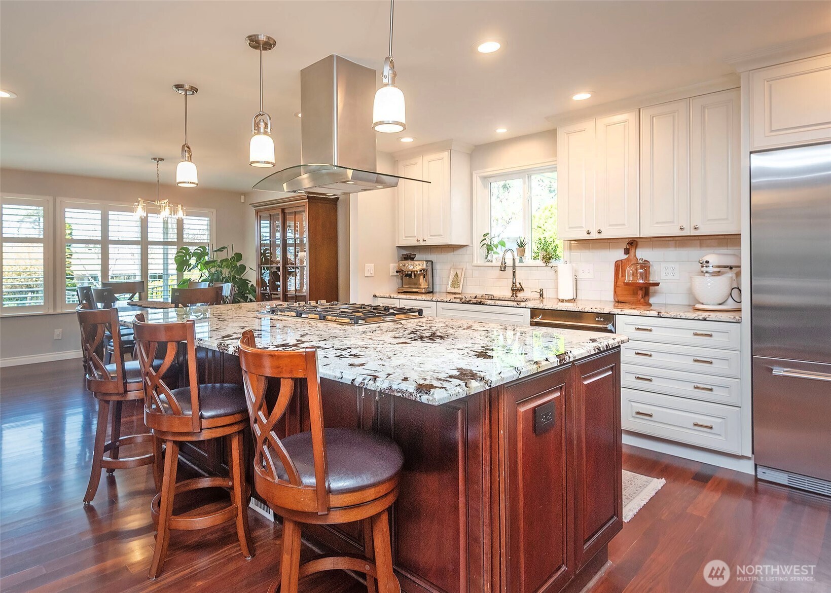 9612 15th Avenue NW, Seattle, WA 98117