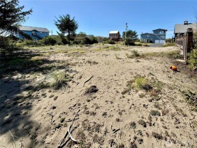 578 Sand Dune Avenue SW, Ocean Shores, WA 98569 - Photo 11