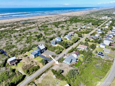 578 Sand Dune Avenue SW, Ocean Shores, WA 98569 - Photo 3