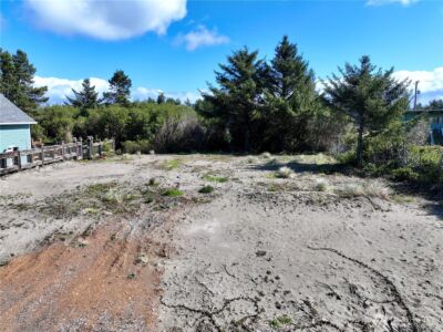 578 Sand Dune Avenue SW, Ocean Shores, WA 98569 - Photo 9