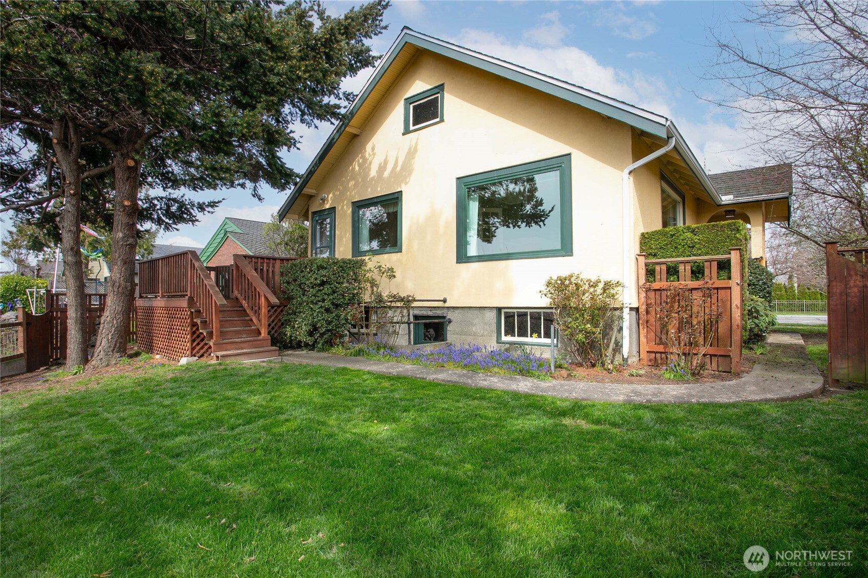 2209 Eldridge Avenue , Bellingham, WA 98225