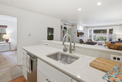 215 20th Avenue E #105, Seattle, WA 98112 - Photo 12