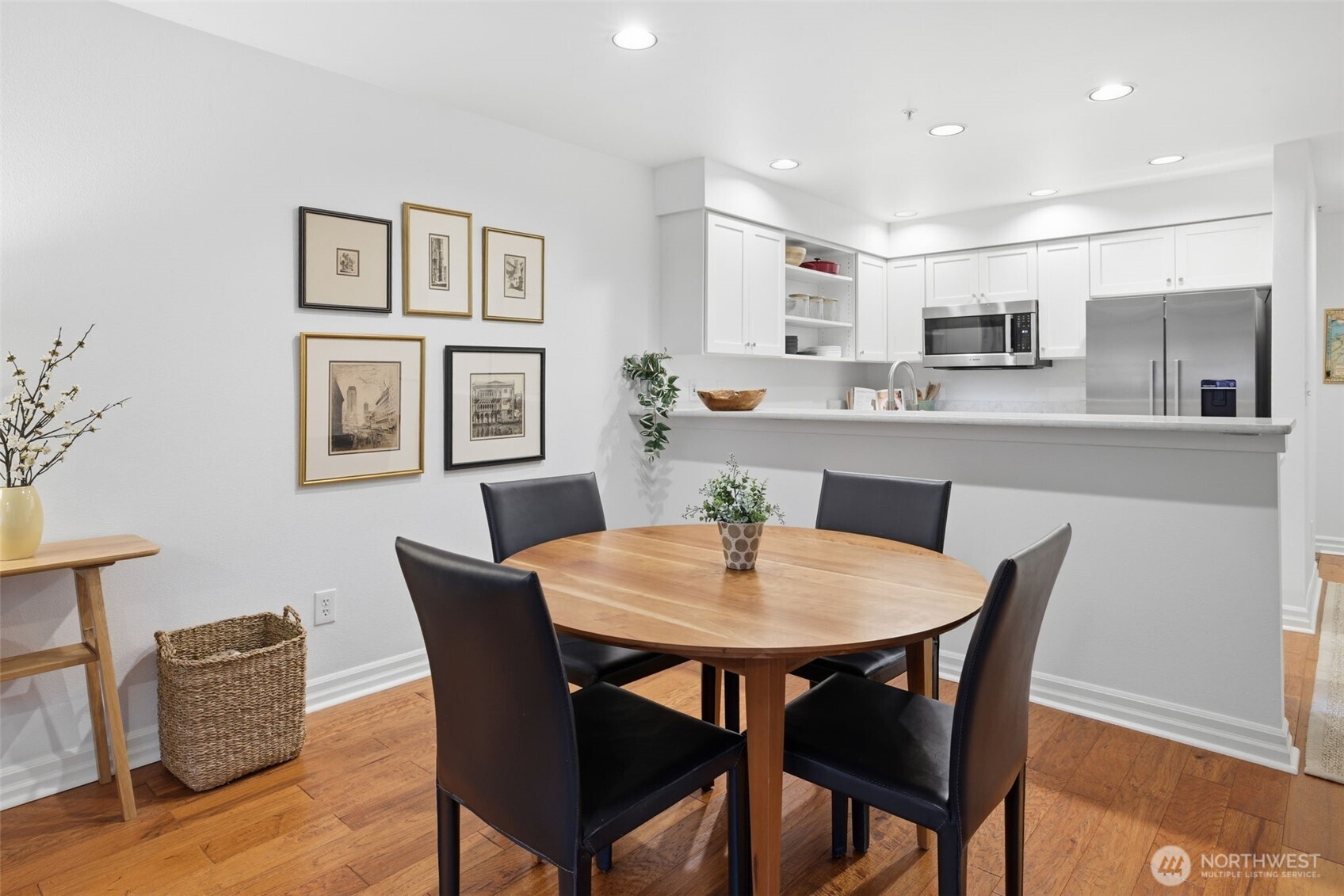 215 20th Avenue E #105, Seattle, WA 98112