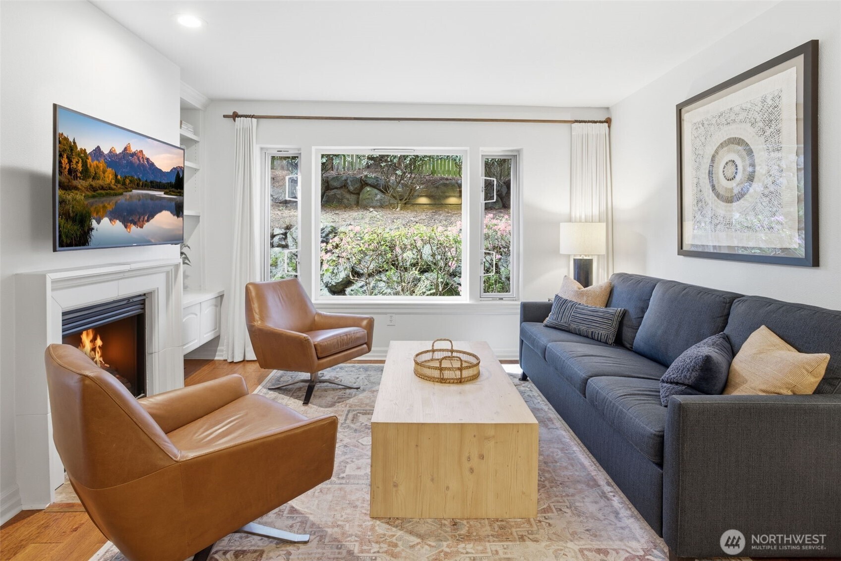 215 20th Avenue E #105, Seattle, WA 98112