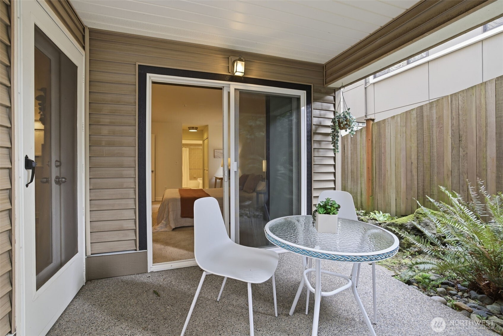 215 20th Avenue E #105, Seattle, WA 98112