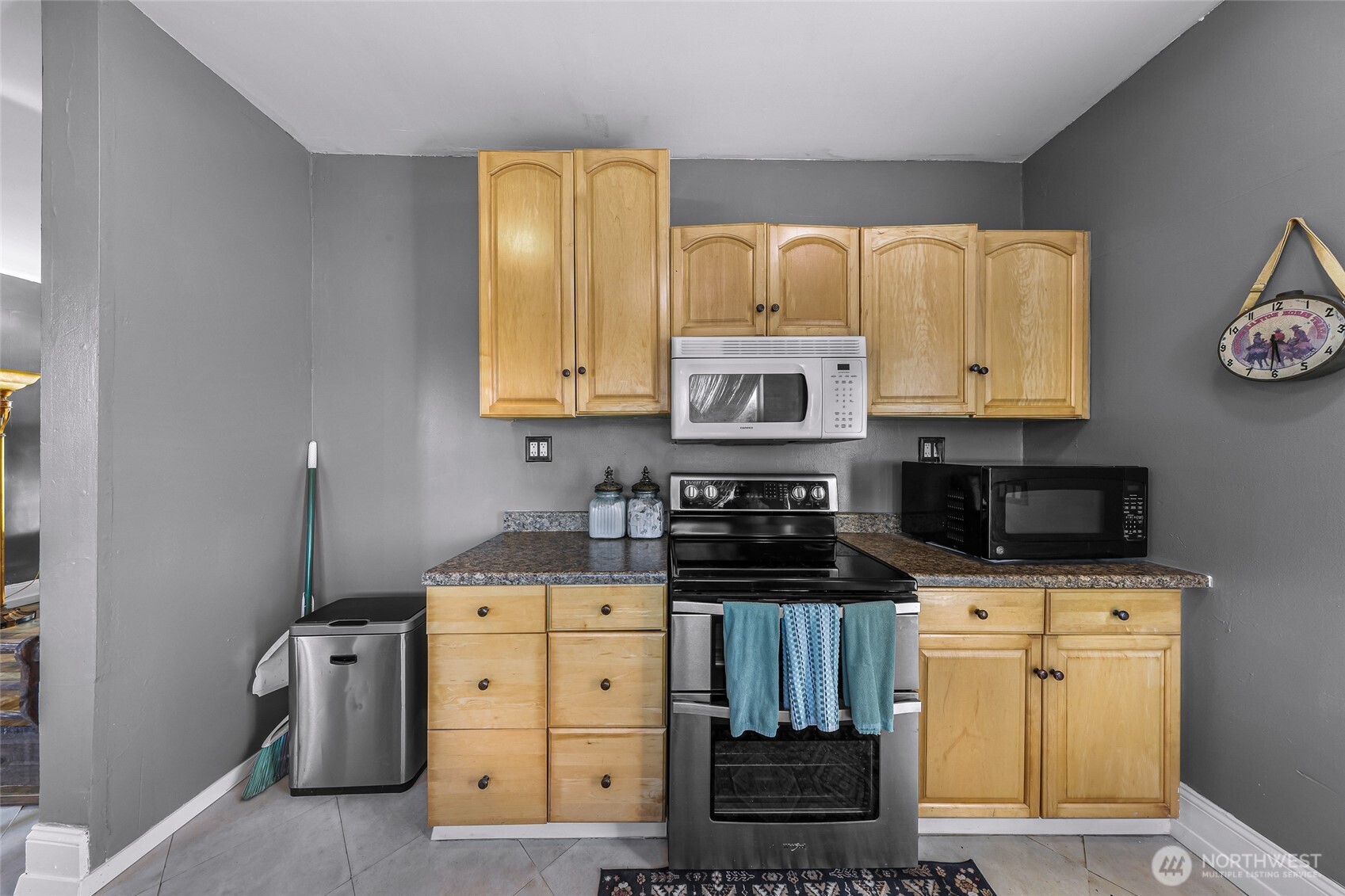 8225 Peace Park Drive , Custer, WA 98240
