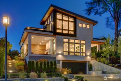 5632 NE 55th Street , Seattle, WA 98105