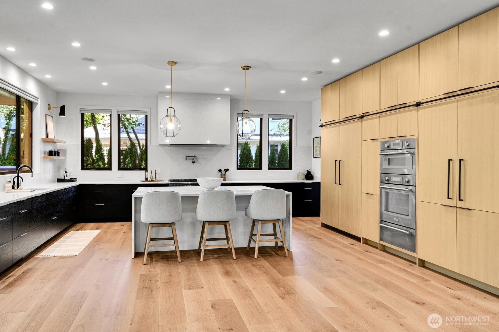 5632 NE 55th Street , Seattle, WA 98105