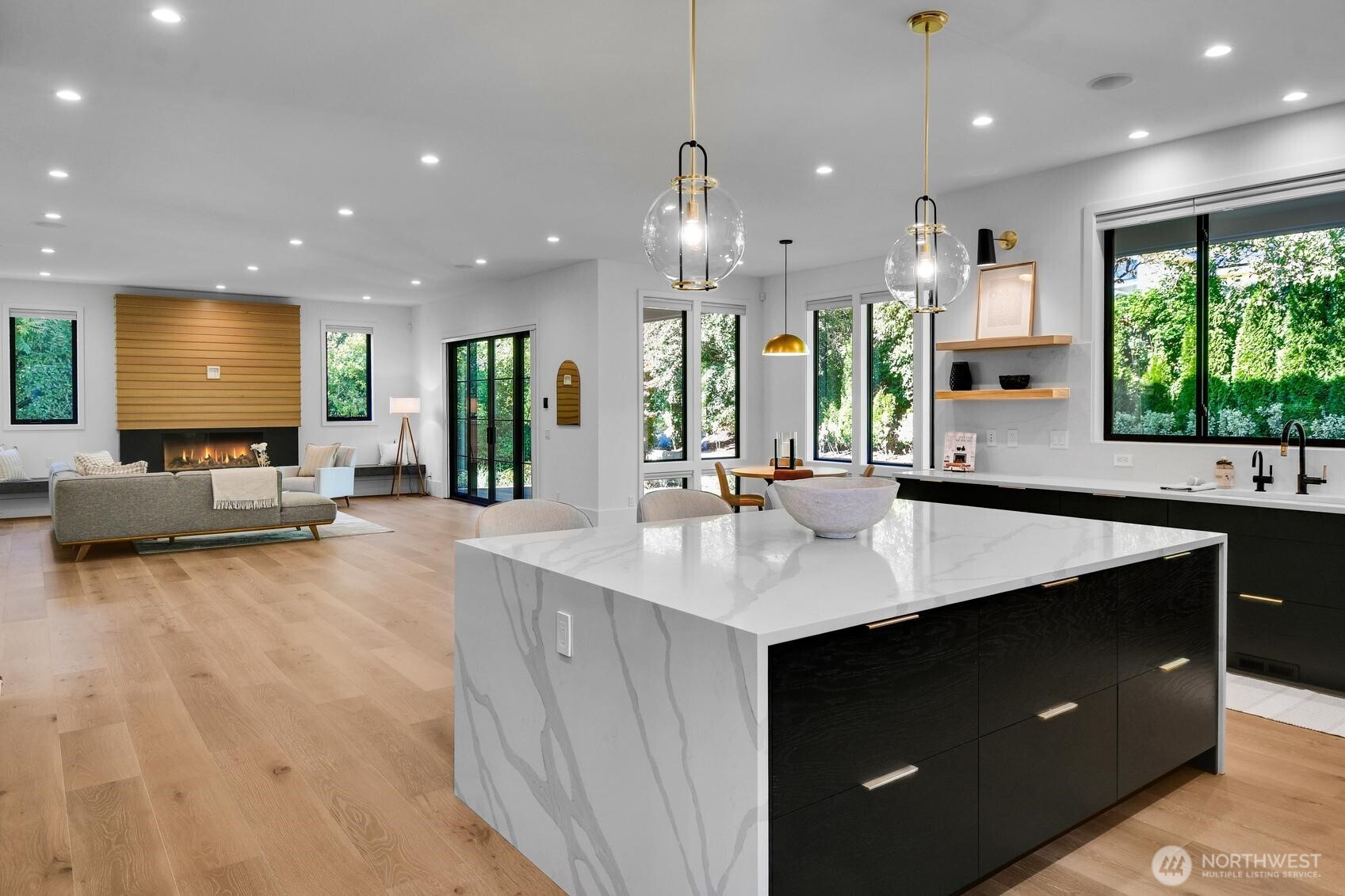 5632 NE 55th Street , Seattle, WA 98105