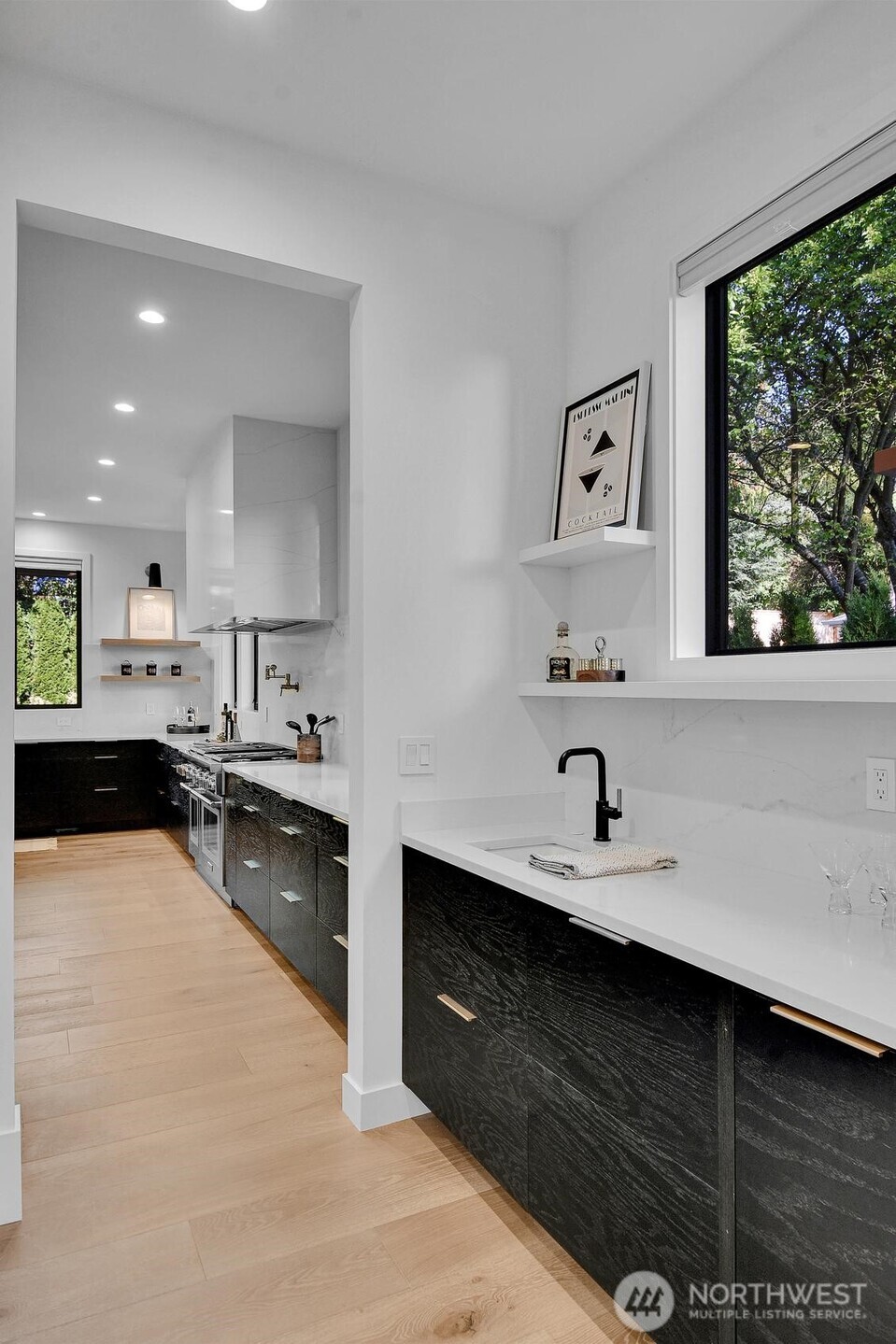 5632 NE 55th Street , Seattle, WA 98105