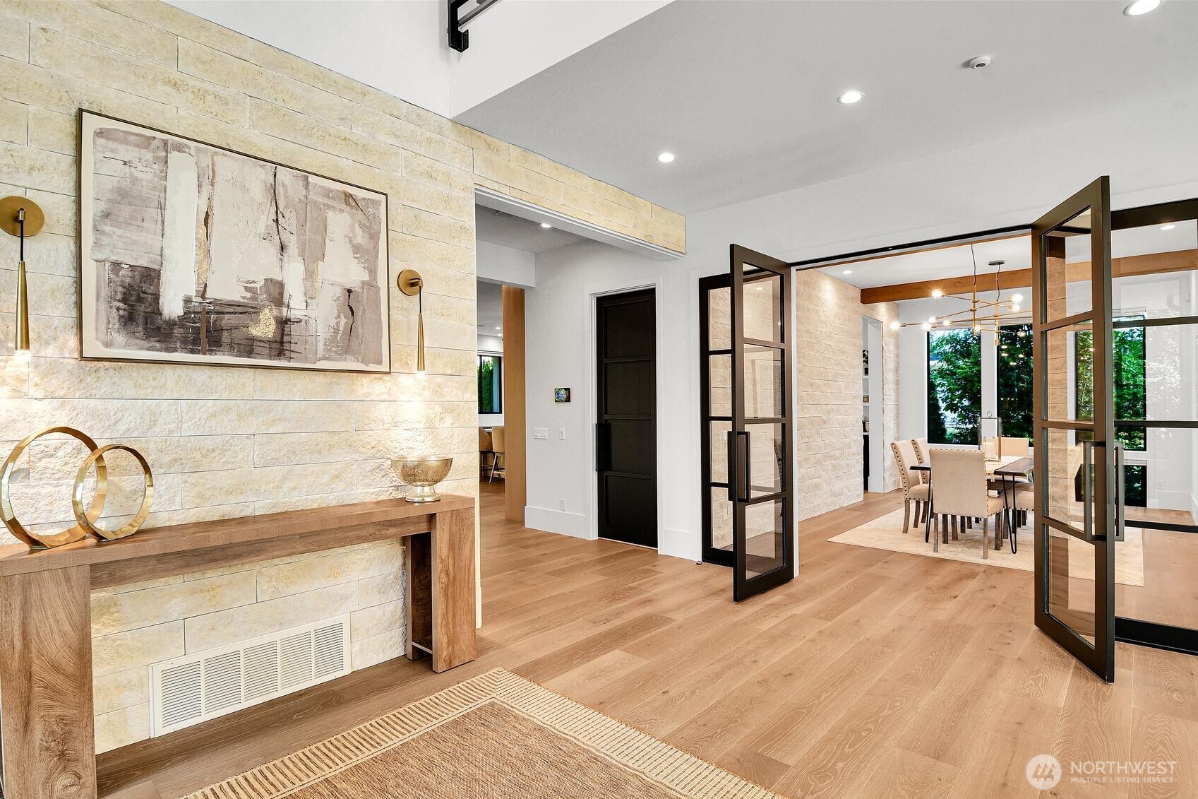 5632 NE 55th Street , Seattle, WA 98105