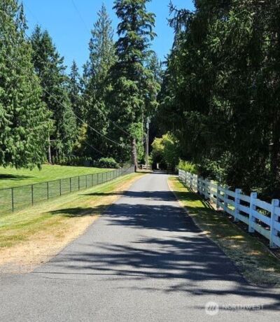 14310 168th Avenue NE, Woodinville, WA 98072 - Photo 4