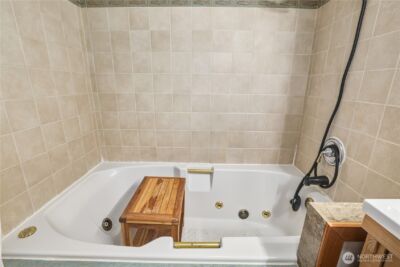 32611 SE 108th Street , Issaquah, WA 98027 - Photo 17