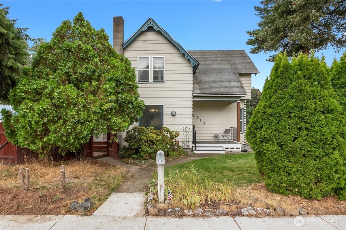 515 N 3rd Street , Dayton, WA 99328
