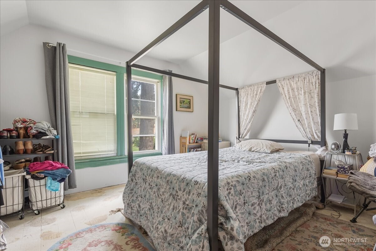 515 N 3rd Street , Dayton, WA 99328