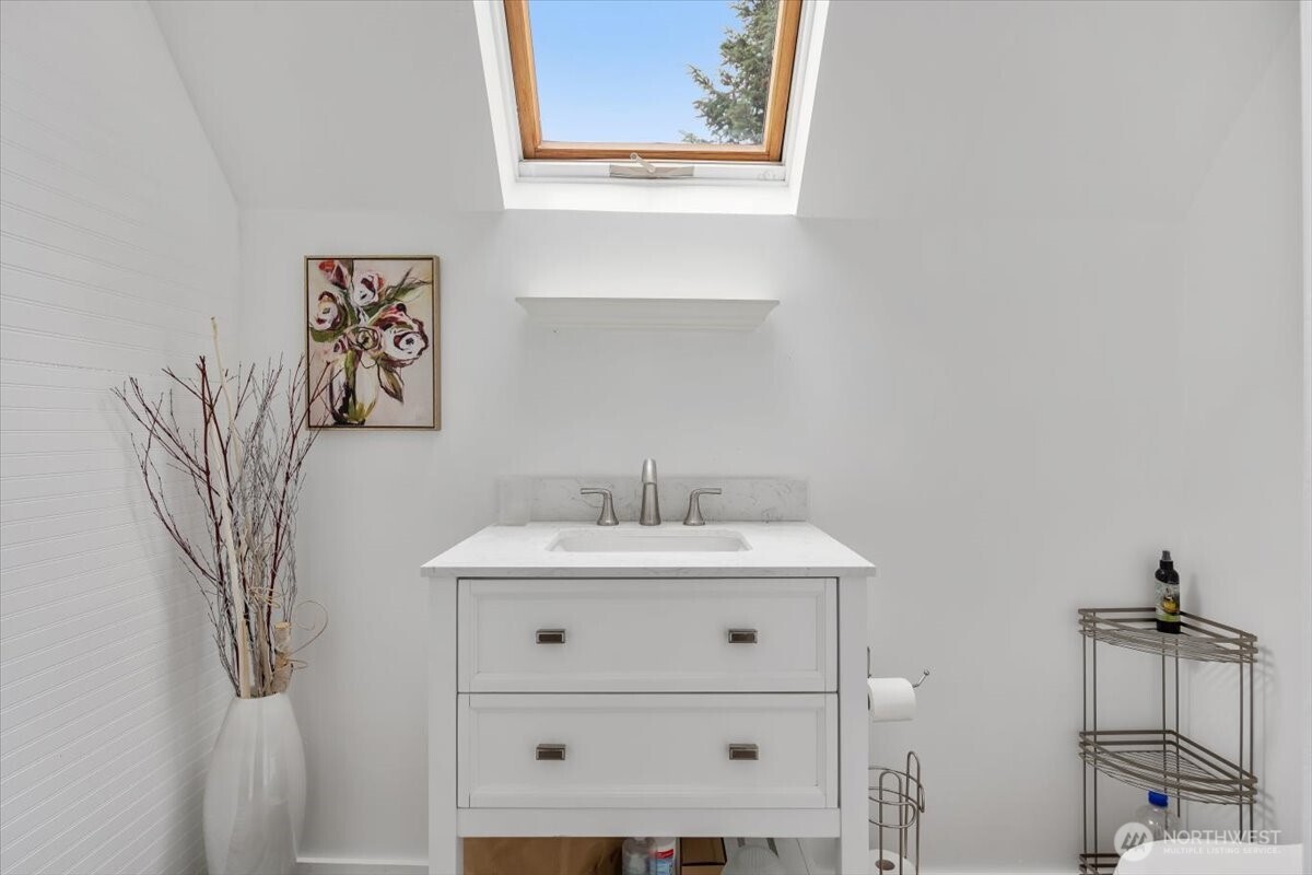 515 N 3rd Street , Dayton, WA 99328