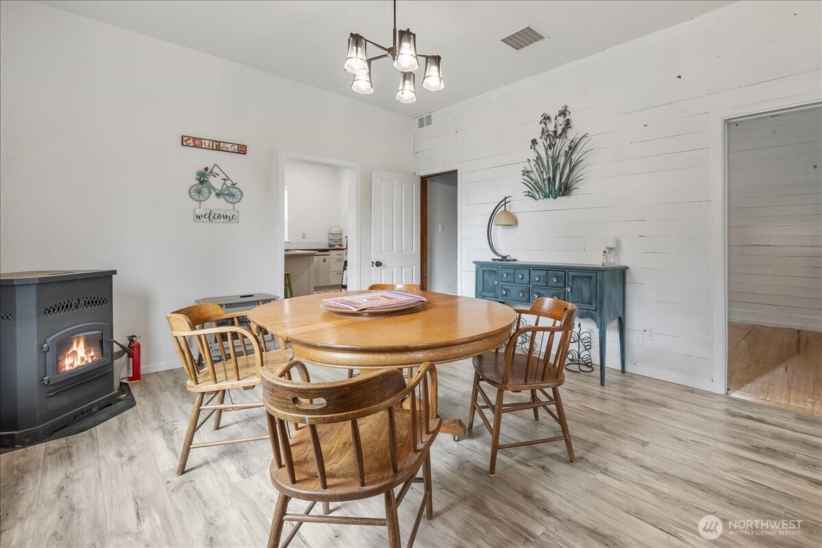 515 N 3rd Street , Dayton, WA 99328