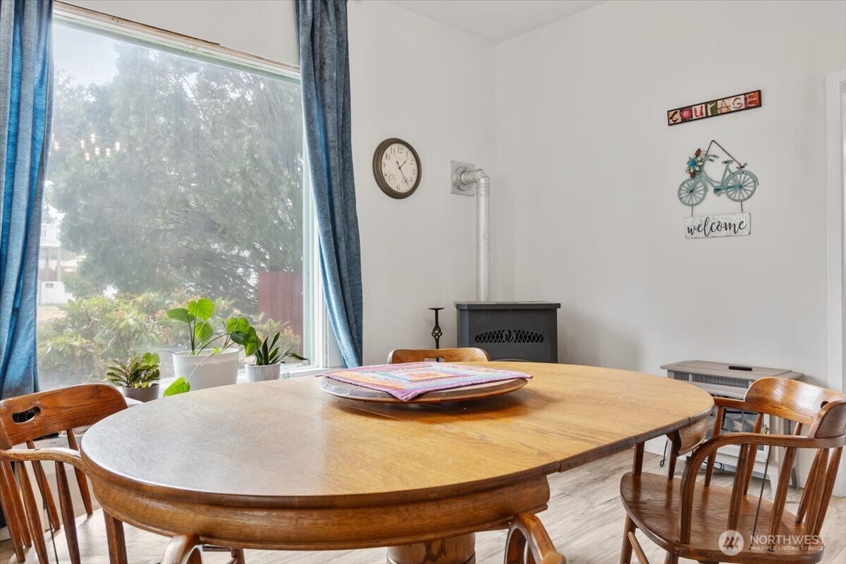 515 N 3rd Street , Dayton, WA 99328