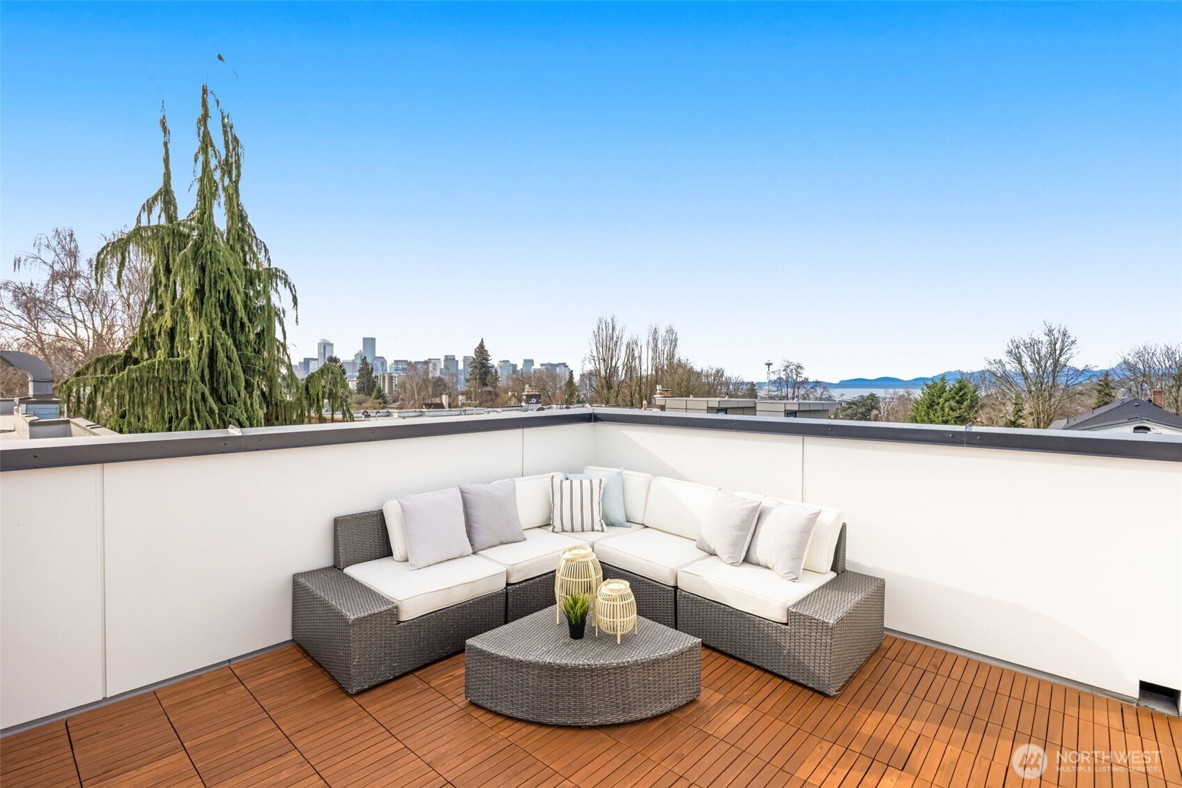 1127 B 10th Avenue E, Seattle, WA 98102