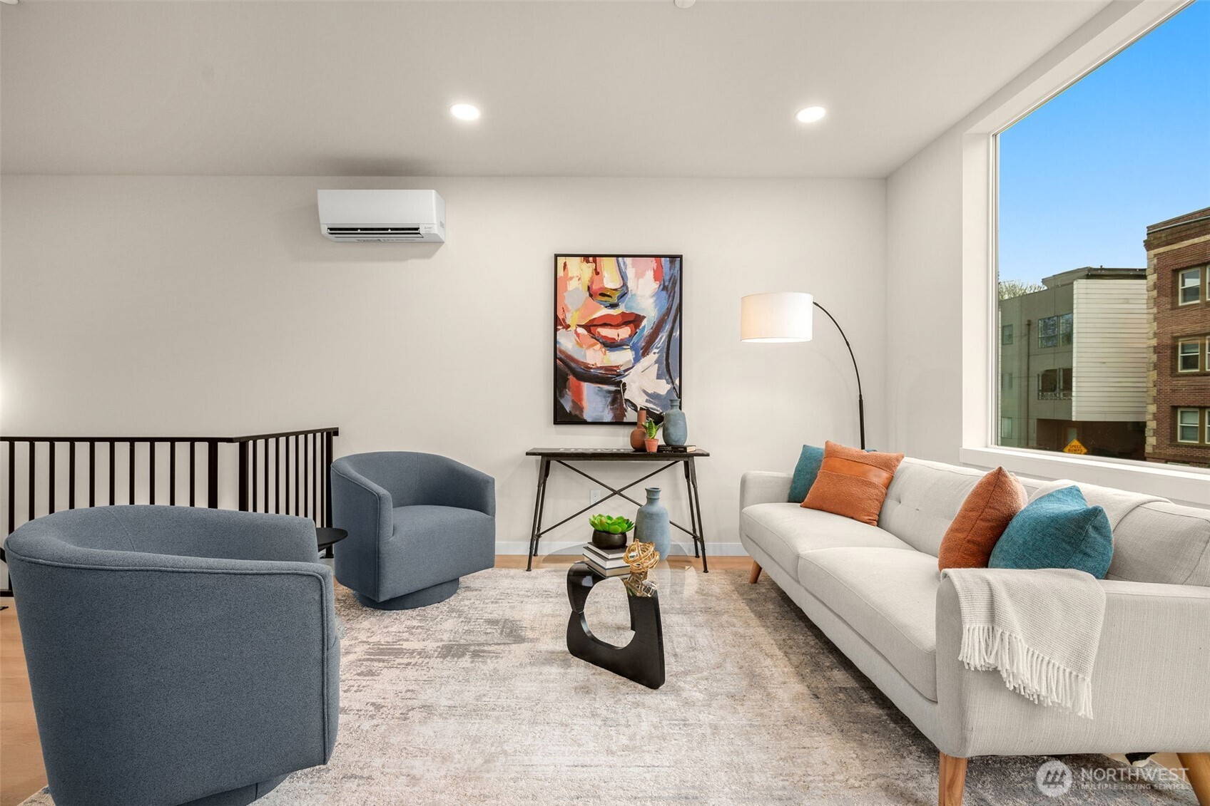 1127 B 10th Avenue E, Seattle, WA 98102