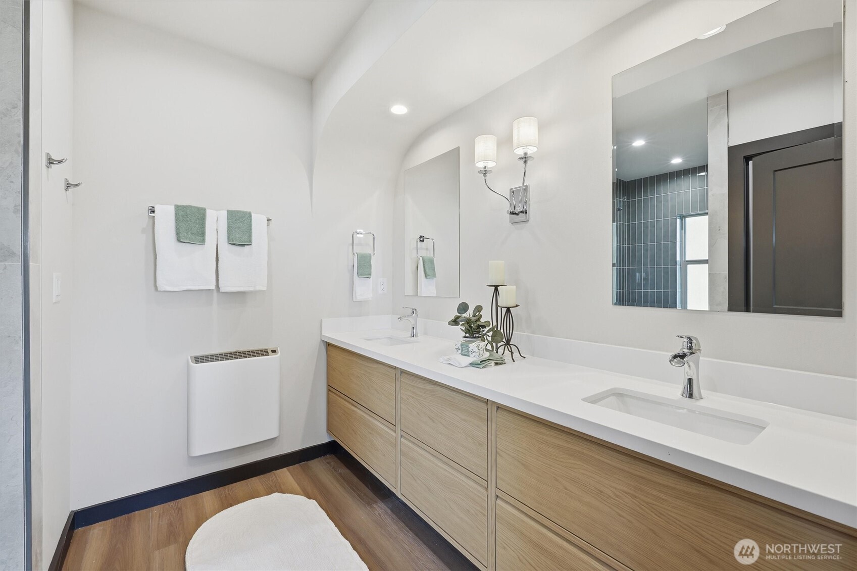 4584 22nd Avenue SW #A, Seattle, WA 98106