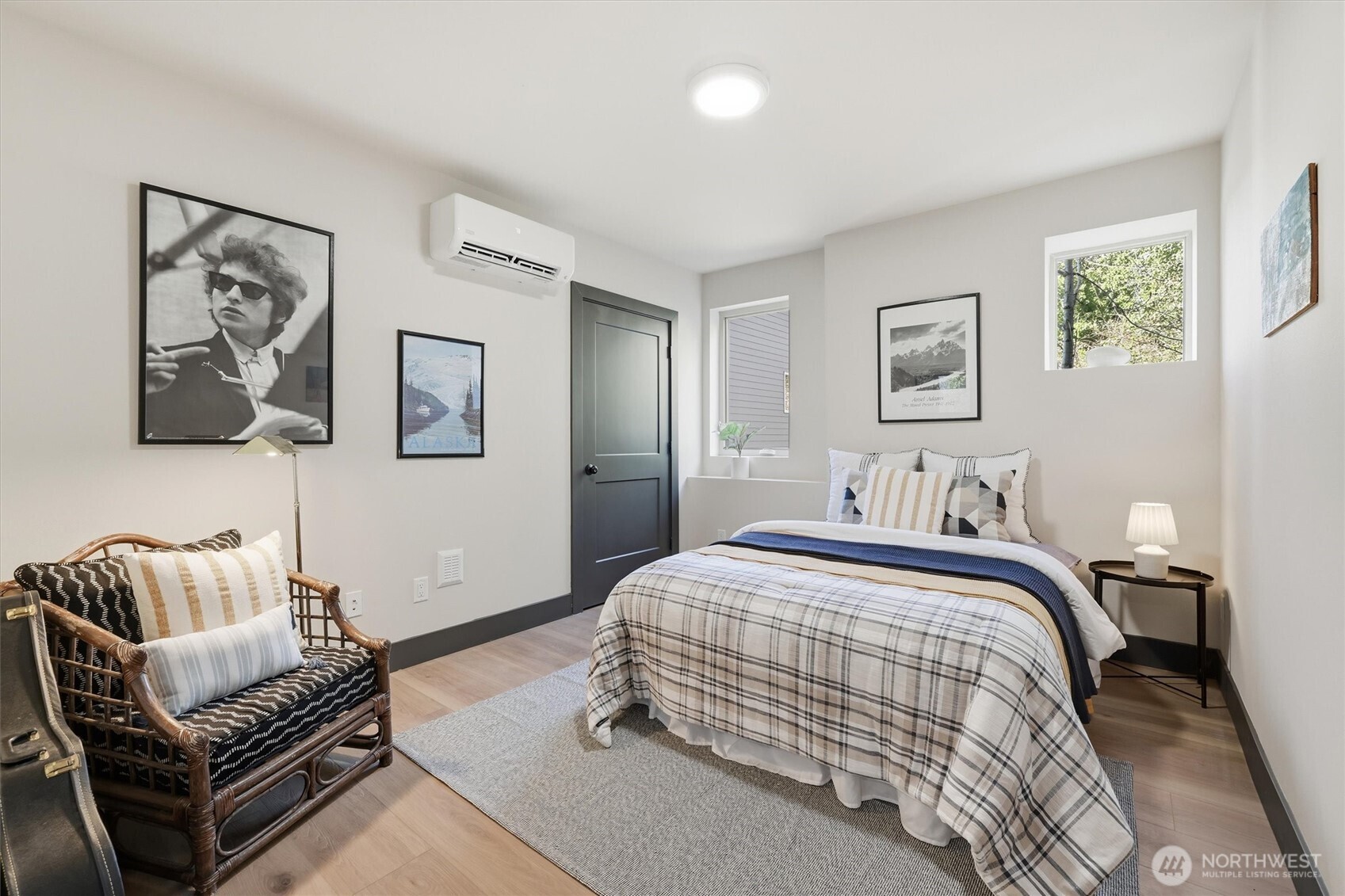 4584 22nd Avenue SW #A, Seattle, WA 98106