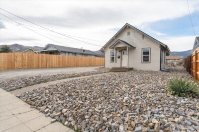 910 Walker Avenue , Wenatchee, WA 98801