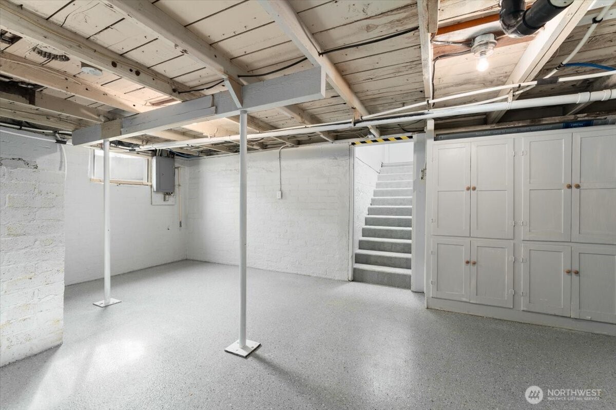 910 Walker Avenue , Wenatchee, WA 98801