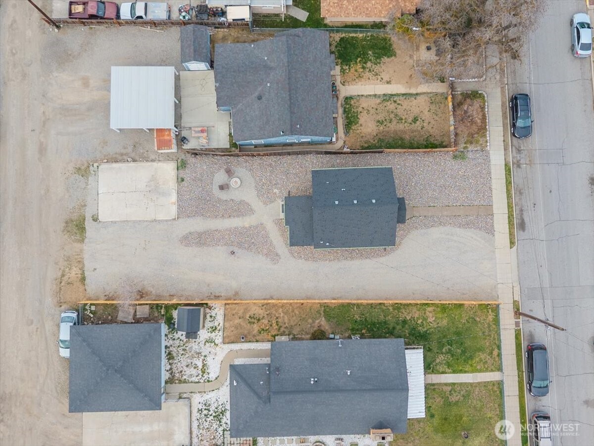 910 Walker Avenue , Wenatchee, WA 98801