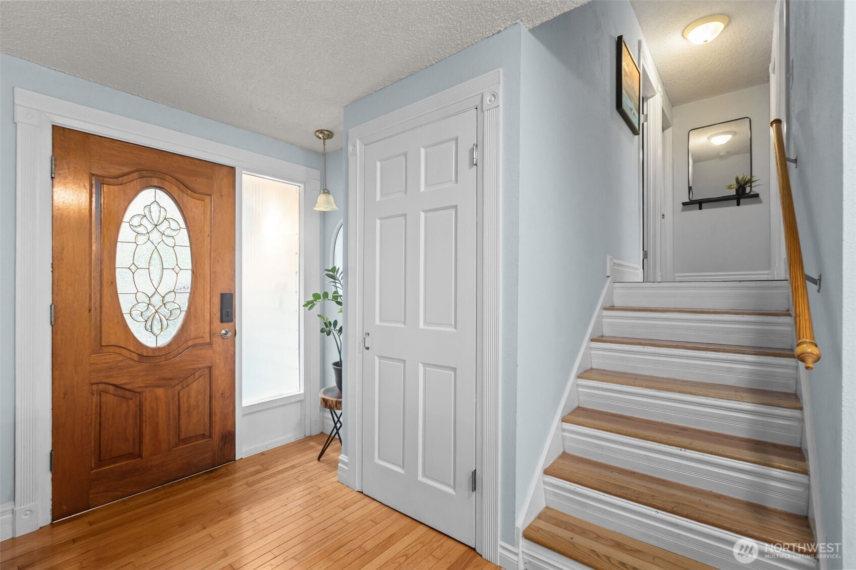 20806 23rd Avenue W, Lynnwood, WA 98036