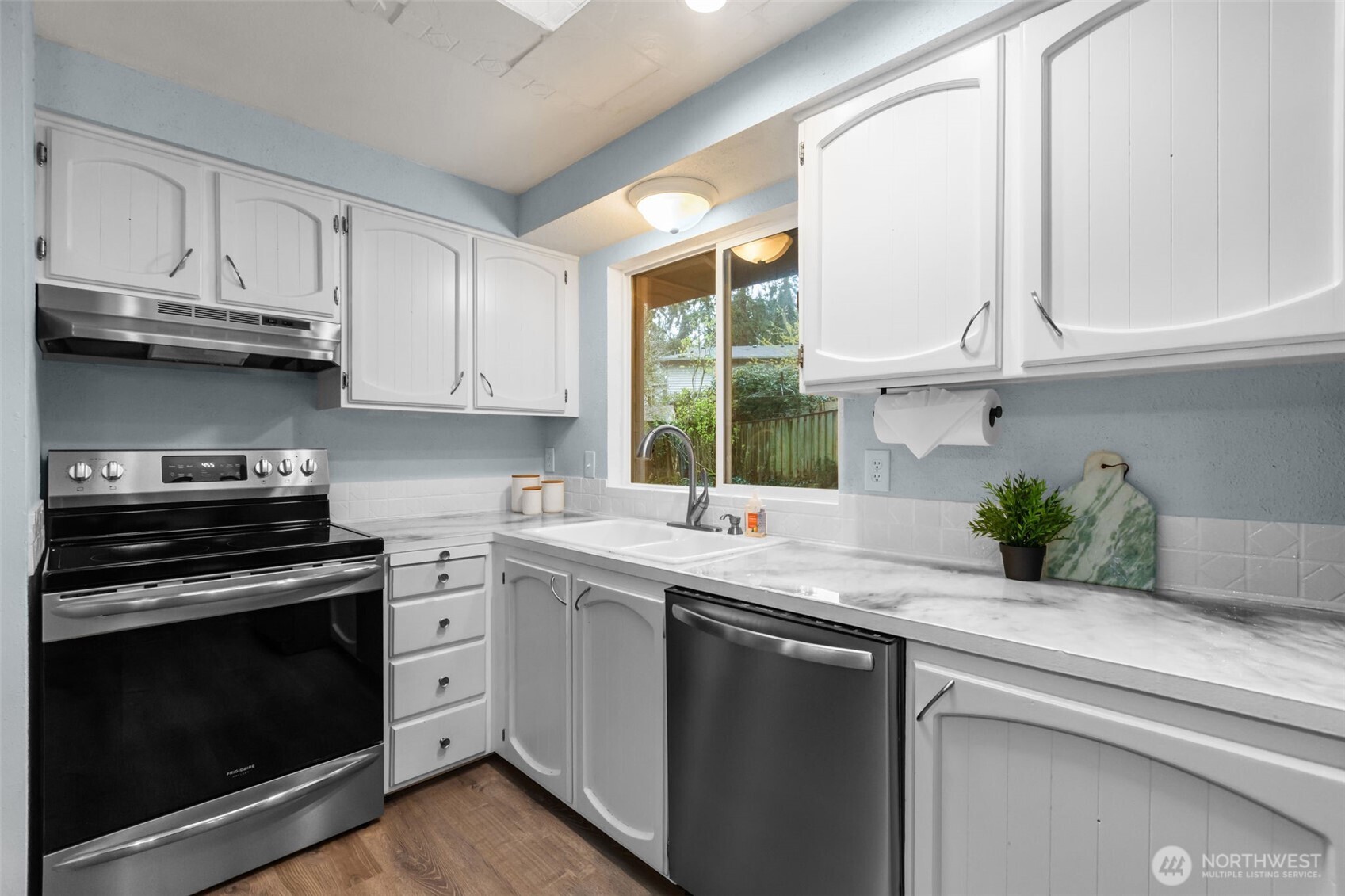 20806 23rd Avenue W, Lynnwood, WA 98036