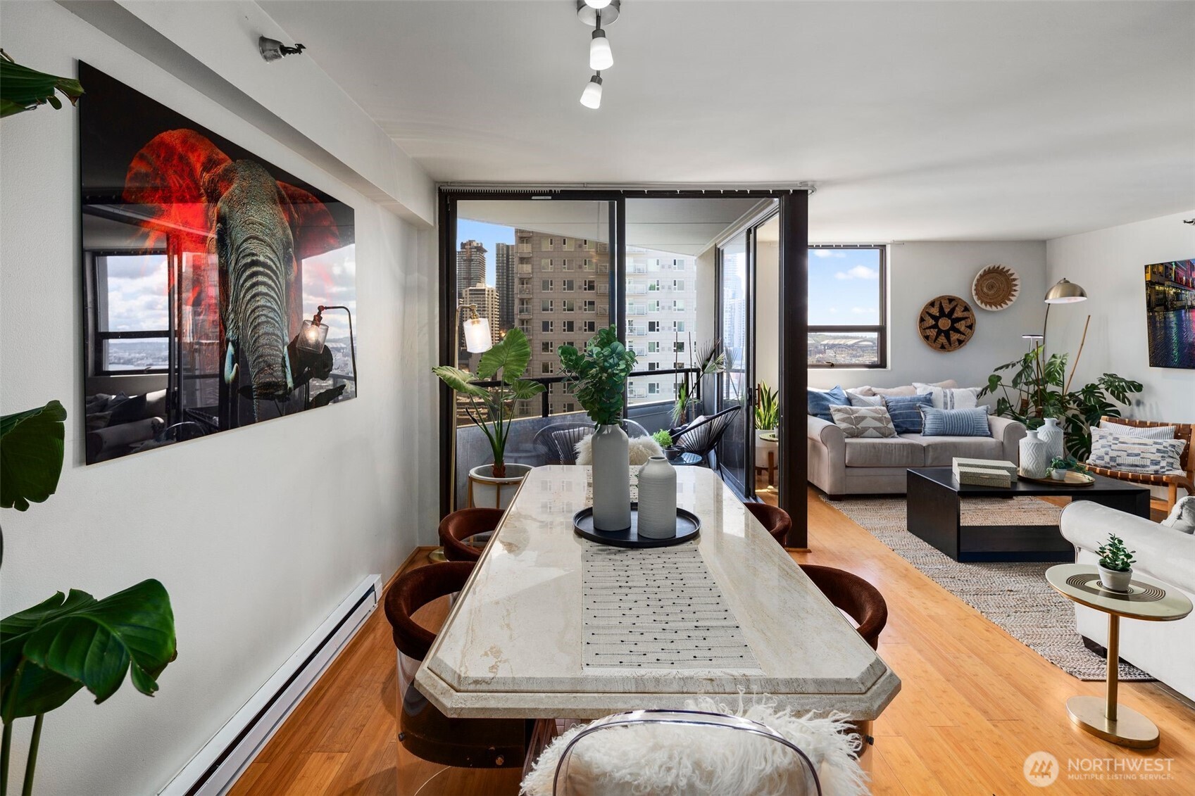 2621 2nd Ave #1601, Seattle, WA 98121