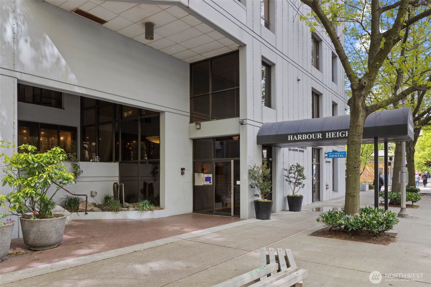 2621 2nd Ave #1601, Seattle, WA 98121