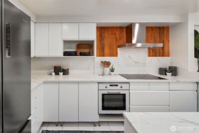 2621 2nd Ave #1601, Seattle, WA 98121 - Photo 6