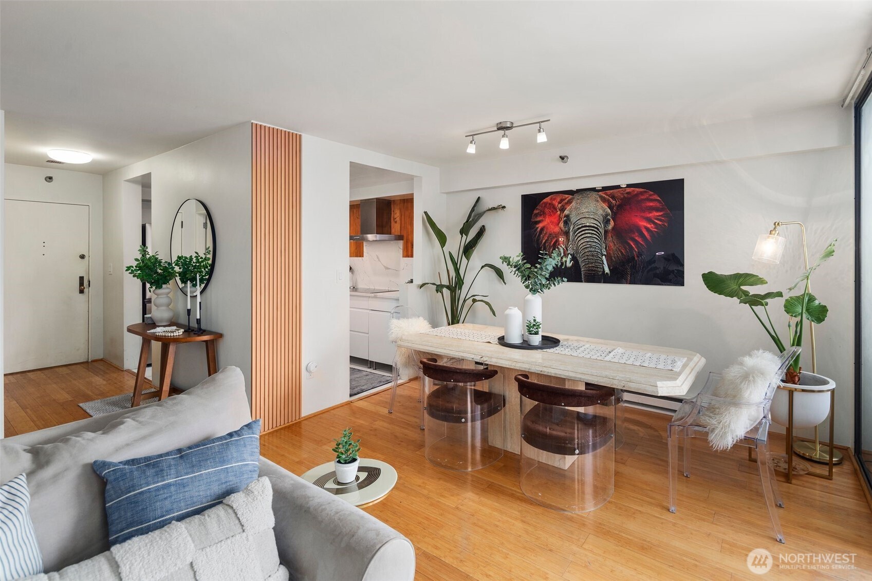 2621 2nd Ave #1601, Seattle, WA 98121