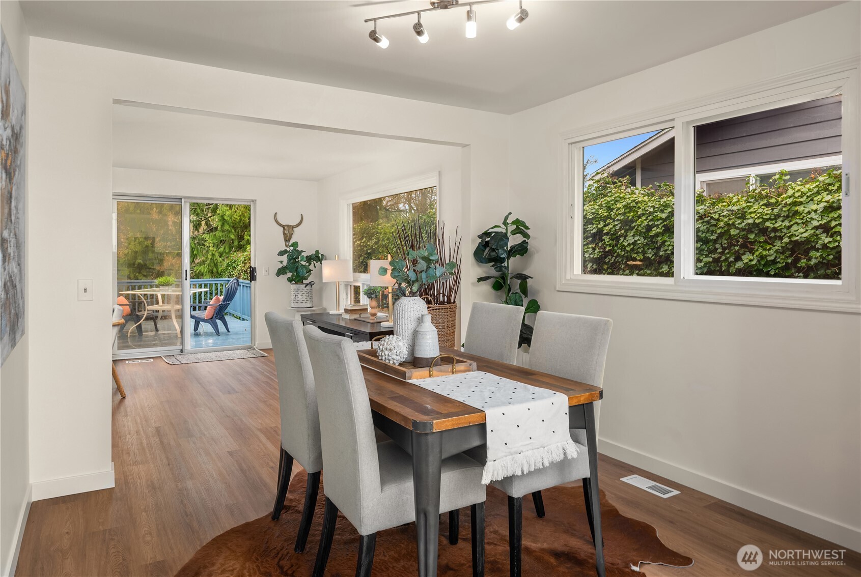 1511 S 250th , Des Moines, WA 98198