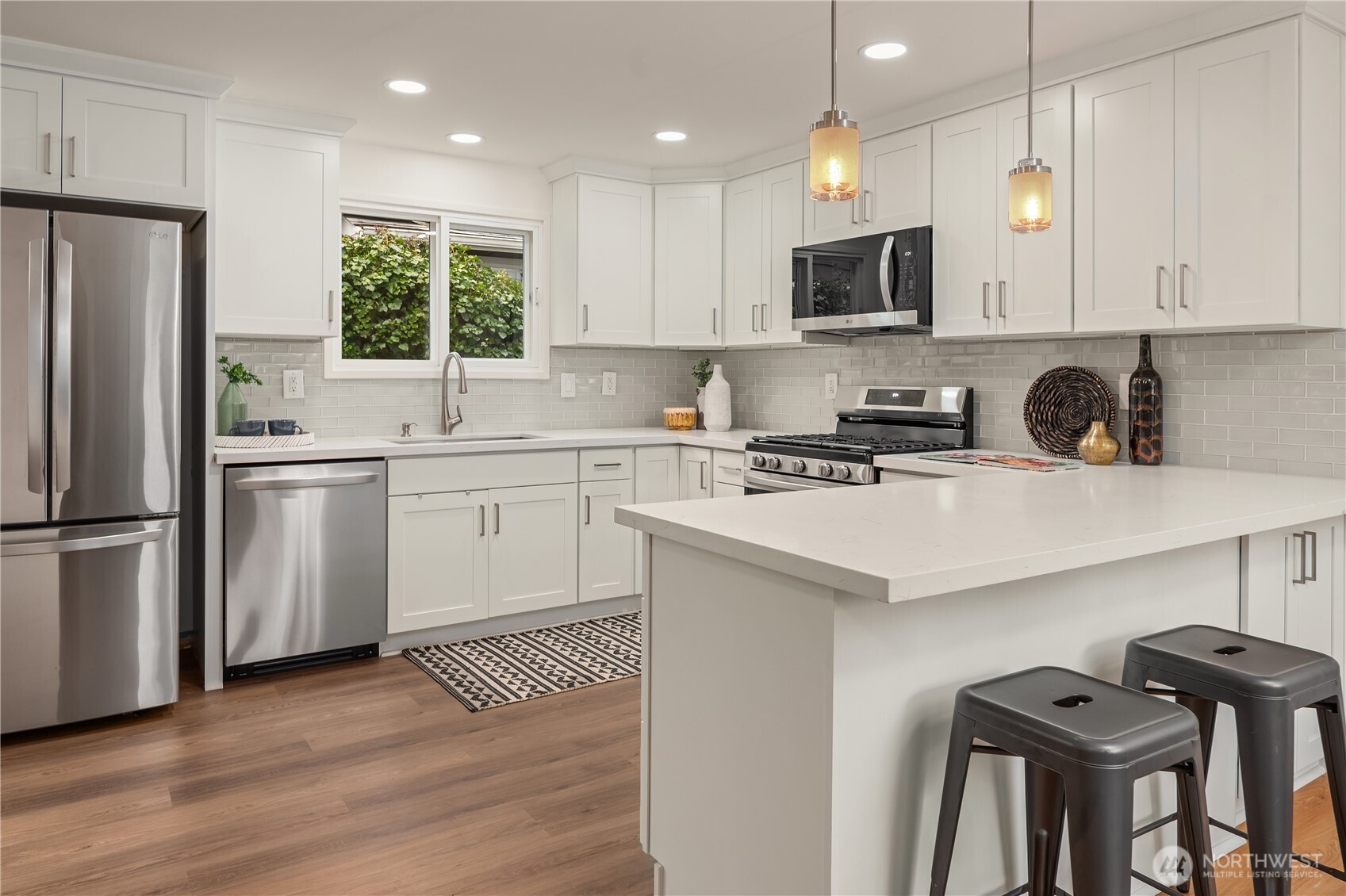 1511 S 250th , Des Moines, WA 98198