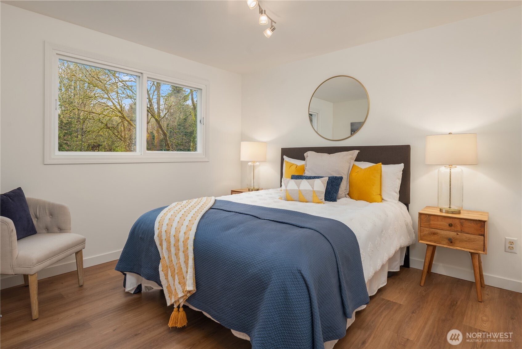 1511 S 250th , Des Moines, WA 98198