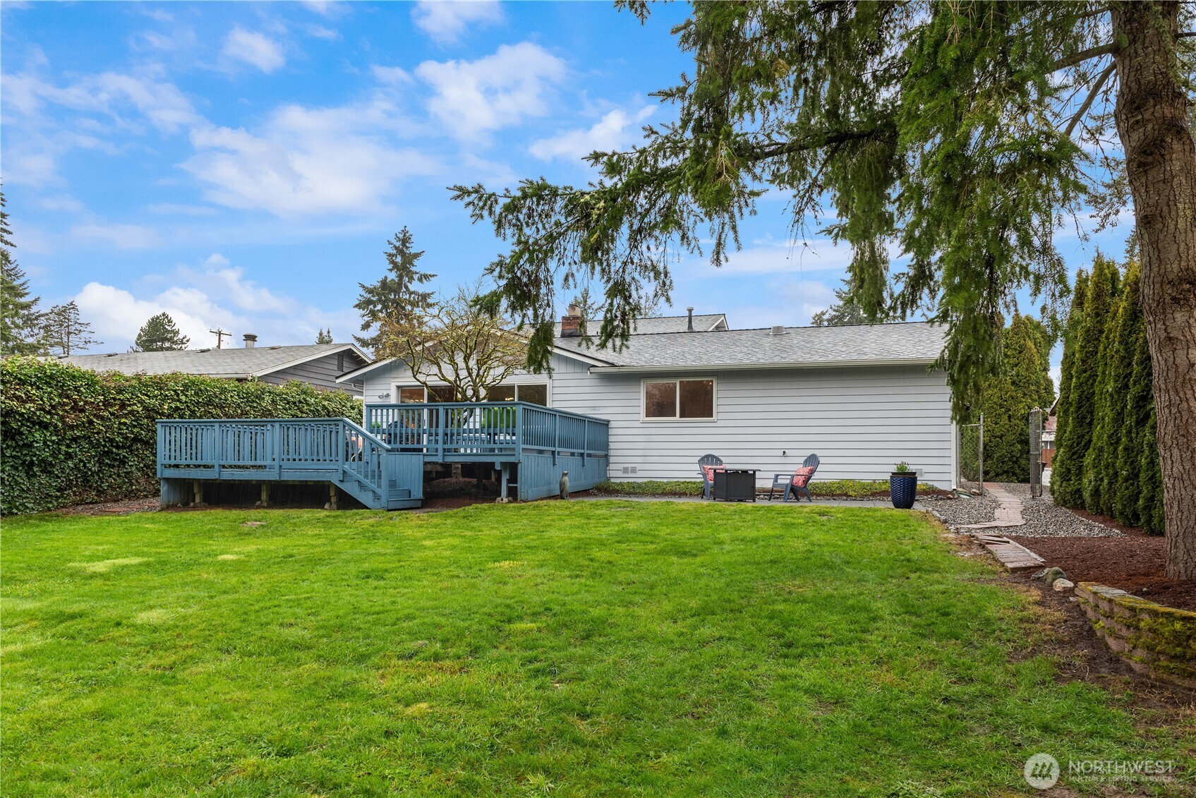 1511 S 250th , Des Moines, WA 98198